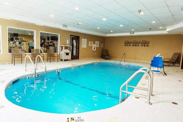 Holiday Inn Express and Suites Meriden image 26