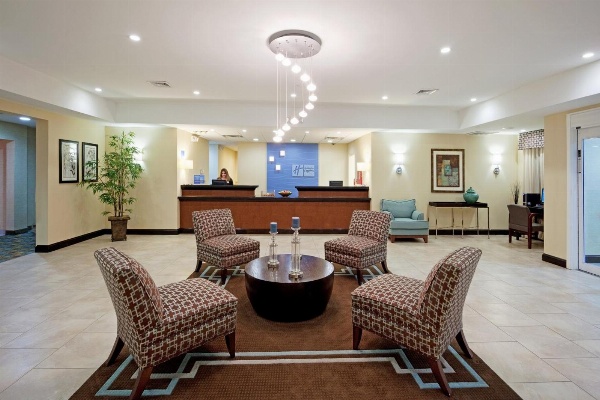 Holiday Inn Express and Suites Meriden Main image